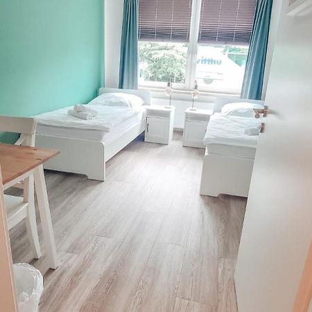 Zweibettzimmer "Gruen" In Zentraler Lage Brema Exterior foto